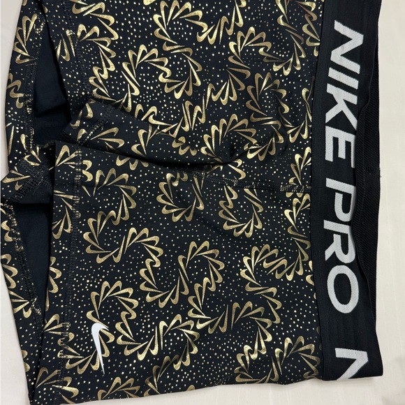 Nike Pro Black Dri-FIT Shorts - Picture 1 of 8